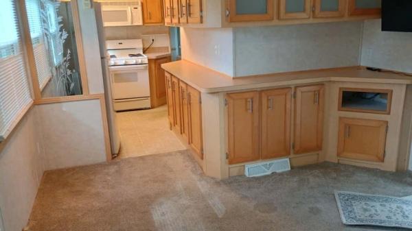 2003 Mobile Chariot Mobile Home