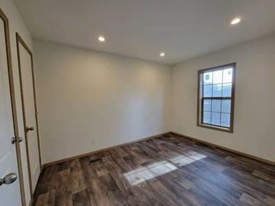 Photo 5 of 7 of home located at 7421 Lyndale Ave S. Richfield, MN 55423