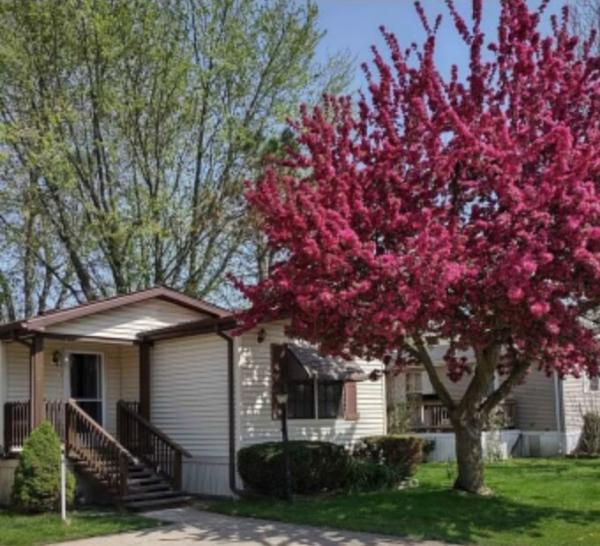 1988  Mobile Home For Sale