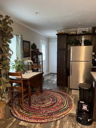 Photo 4 of 8 of home located at 87 Park Ave. Loveland, OH 45140