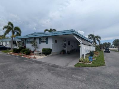 Photo 2 of 45 of home located at 7100 Ulmerton Rd, Lot 1305 Largo, FL 33771