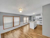 2000 Fairmont Manufactured Home
