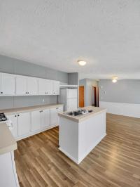 2000 Fairmont Manufactured Home