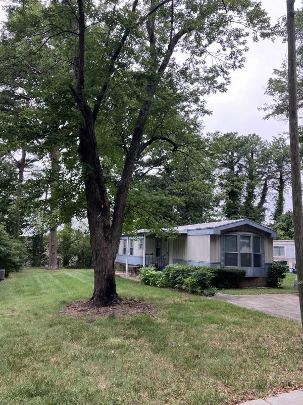 1990 Oakwood Mobile Home