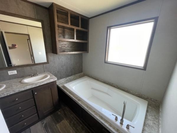 2022 NAT16763B Manufactured Home