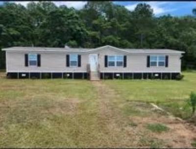 Mobile Home at 1082 Saint Marks Rd Pinewood, SC 29125