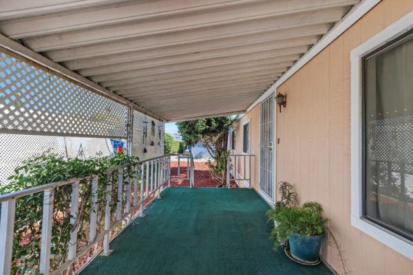 1982 Kaufman&Broad Manufactured Home