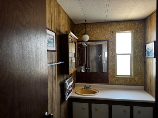 1976 Unknown Manufactured Home