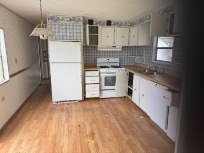 Photo 3 of 14 of home located at 4918 14th St. W. #H-1 Bradenton, FL 3420