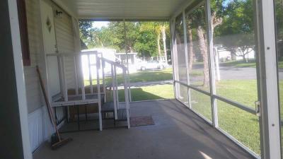 Photo 3 of 23 of home located at 1603 Wayard Walk Leesburg, FL 34748