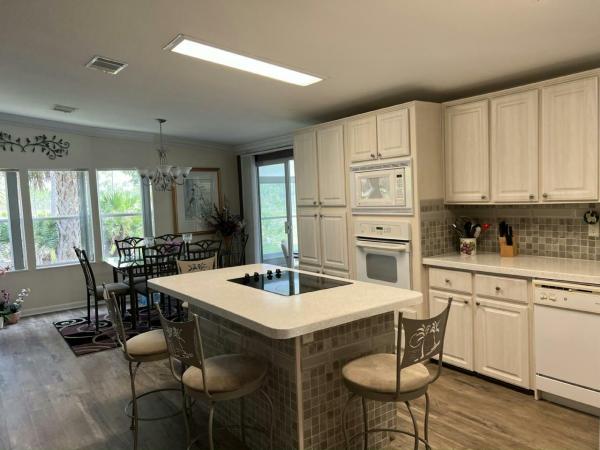 2004 T1720-4 Homes of Merit Manufactured Home