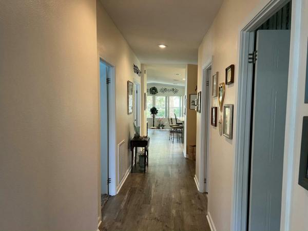 2004 T1720-4 Homes of Merit Manufactured Home