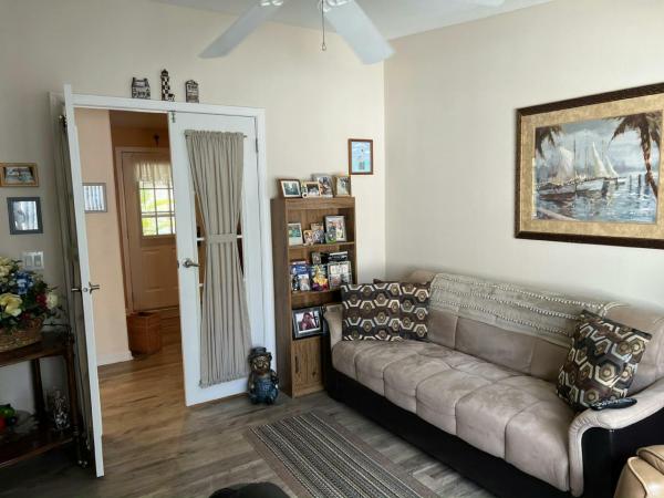 2004 T1720-4 Homes of Merit Manufactured Home