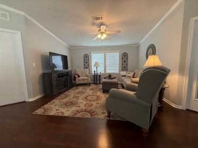 Photo 2 of 13 of home located at 263 Marianna Drive Auburndale, FL 33823