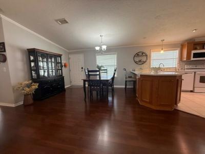 Photo 4 of 13 of home located at 263 Marianna Drive Auburndale, FL 33823