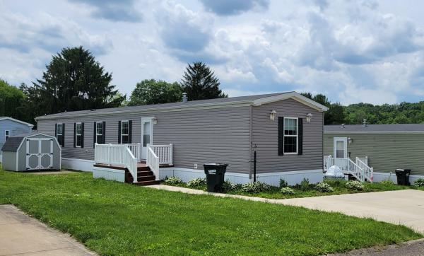 Photo 1 of 2 of home located at 4400 Melrose Drive, Lot 84 Wooster, OH 44691