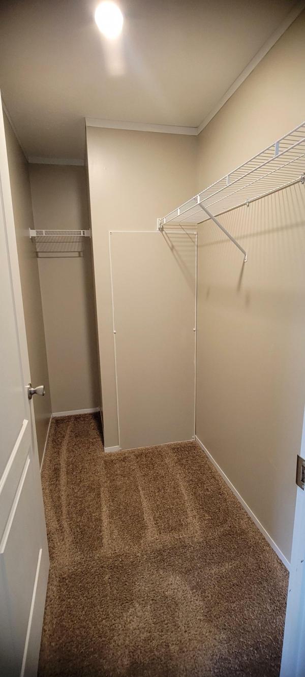 2020 Mansion 84 8076  Home