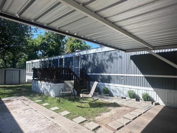 2001 CMH MANUFACTURING INC MILLENNIUM Mobile Home