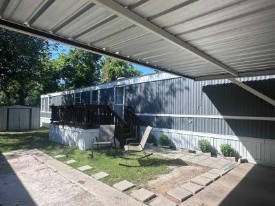 Mobile Home at 13223 Fish Rd Lot #1 Dallas, TX 75253