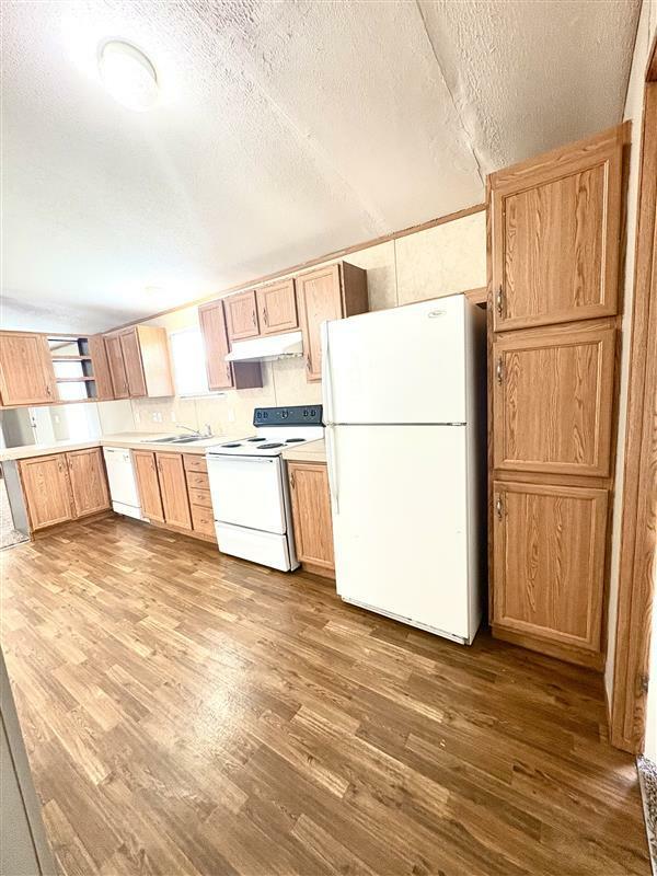 2005 Fleetwood Highland Park Mobile Home