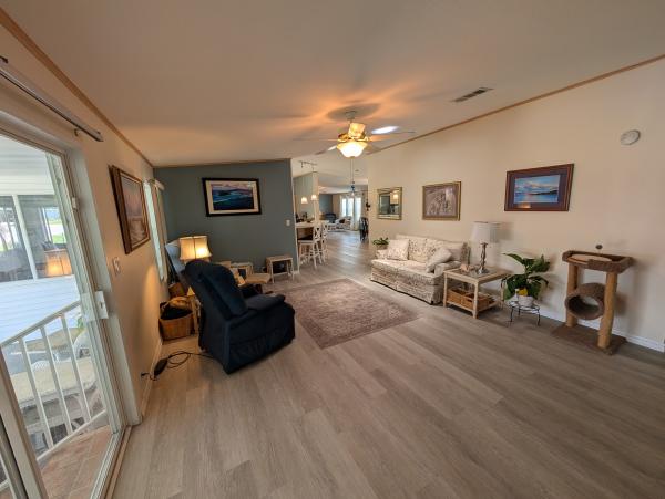 2000 Palm Harbor Mobile Home