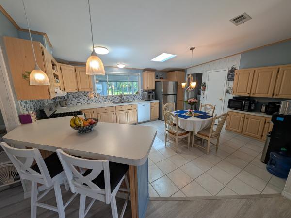 2000 Palm Harbor Mobile Home