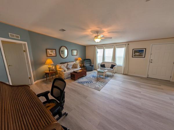 2000 Palm Harbor Mobile Home