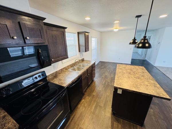 2023 Clayton 51XPS28563A Mobile Home