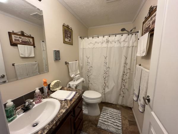 2017 MHE 5865 Mobile Home