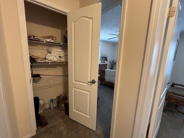 2017 MHE 5865 Mobile Home