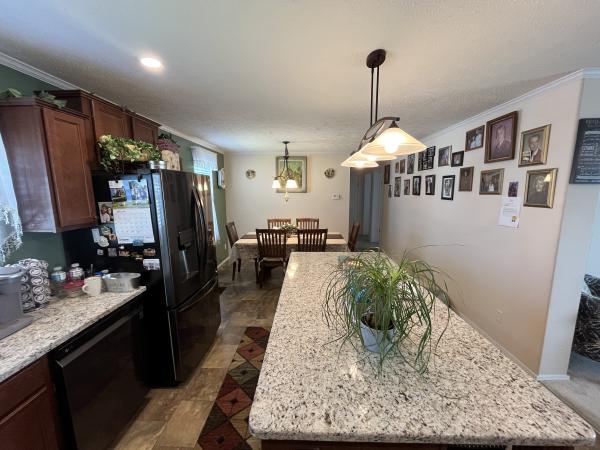 2017 MHE 5865 Mobile Home