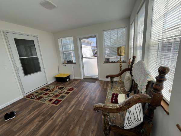 2017 MHE 5865 Mobile Home