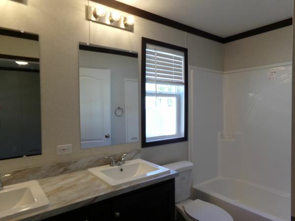 2022 Clayton Homes Inc Pulse Mobile Home