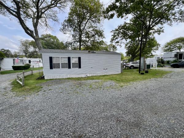 1990 Brittany Park 1331L Mobile Home