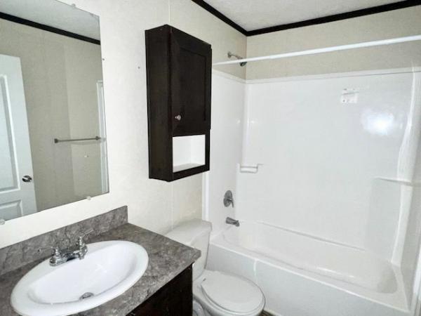 2019 Clayton Homes Inc Pulse Mobile Home