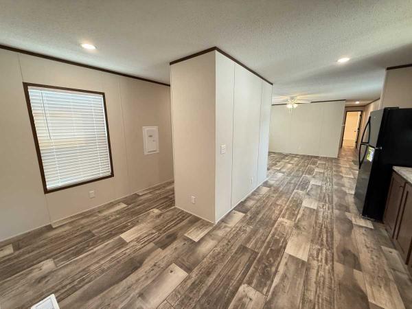 2025 ADVENTURE KALAHARI Manufactured Home