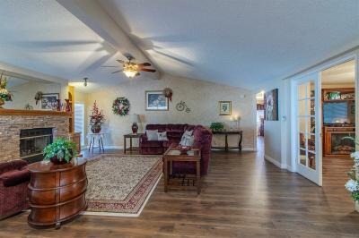 Photo 3 of 26 of home located at 8122 W. Flamingo Rd. Las Vegas, NV 89147