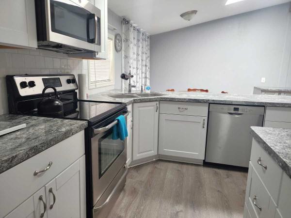 1986 REDMAN HOMES INC FLAMINGO Manufactured Home
