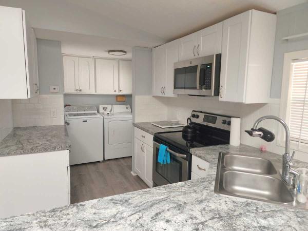 1986 REDMAN HOMES INC FLAMINGO Manufactured Home