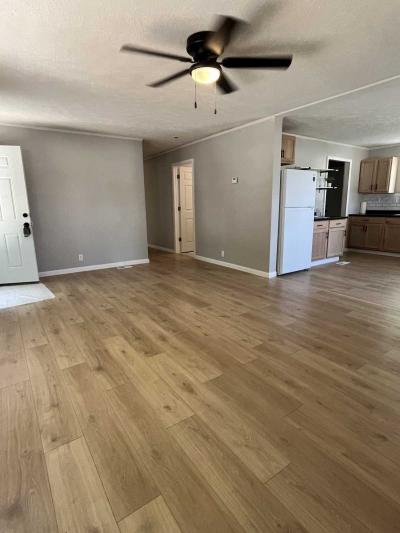 Photo 4 of 16 of home located at 3075 Dix Hwy Lincoln Park, MI 48146
