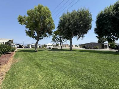Photo 4 of 32 of home located at 5001 W Florida Ave Hemet, CA 92545