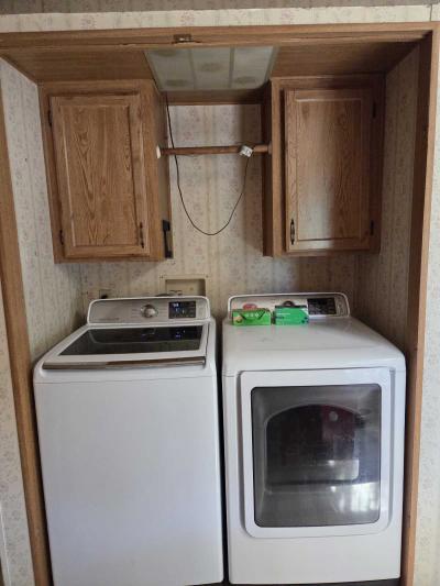 Photo 5 of 13 of home located at 14980 S Blue Vista Dr Oregon City, OR 97045