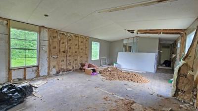 Photo 3 of 8 of home located at 197 Gregory Himes Ln Barbourville, KY 40906