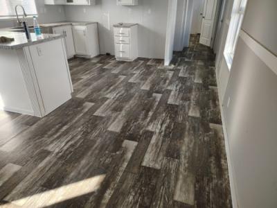 Photo 3 of 11 of home located at 1999 N Ih-35 New Braunfels, TX 78130