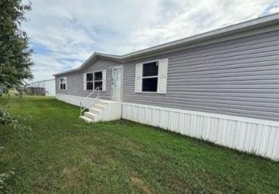 Mobile Home at 6215 Calloway Dr Evansville, IN 47715