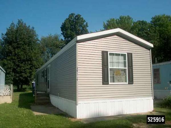 Photo 1 of 2 of home located at Selkirk Lake Mobile Home Park 2671 Dorothy Blvd # 19 Shelbyville, MI 49344