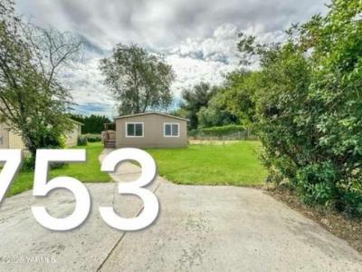 Mobile Home at Meadowbrook Estates Yakima 7610 W Nob Hill Blvd Wide Hollow, WA 98908