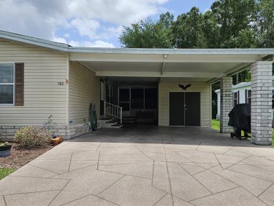 Photo 2 of 17 of home located at 562 Southhampton Blvd Auburndale, FL 33823