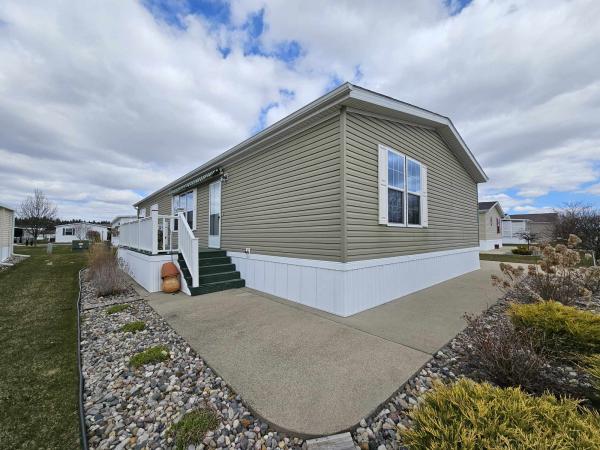 2016  Mobile Home For Sale