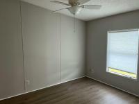 1988 HS Barrington Manufactured Home